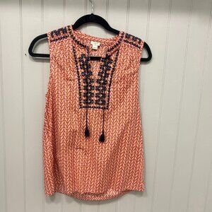Women's JCrew sleeveless blouse with a beutiful design Size 8/Medium